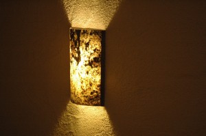 Wandlampe Stein Quarzitfurnier 